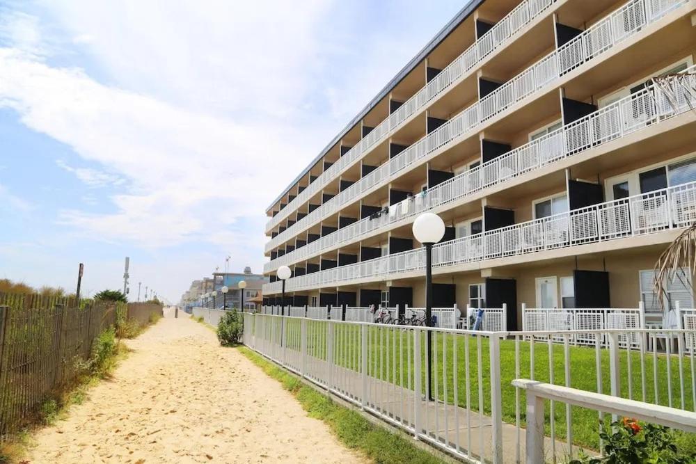 Dunes Suites Oceanfront Ocean Stadt Exterior foto